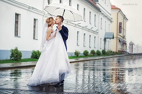 Любовь под зонтом | Фотограф Екатерина Захаркова | foto.by фото.бай